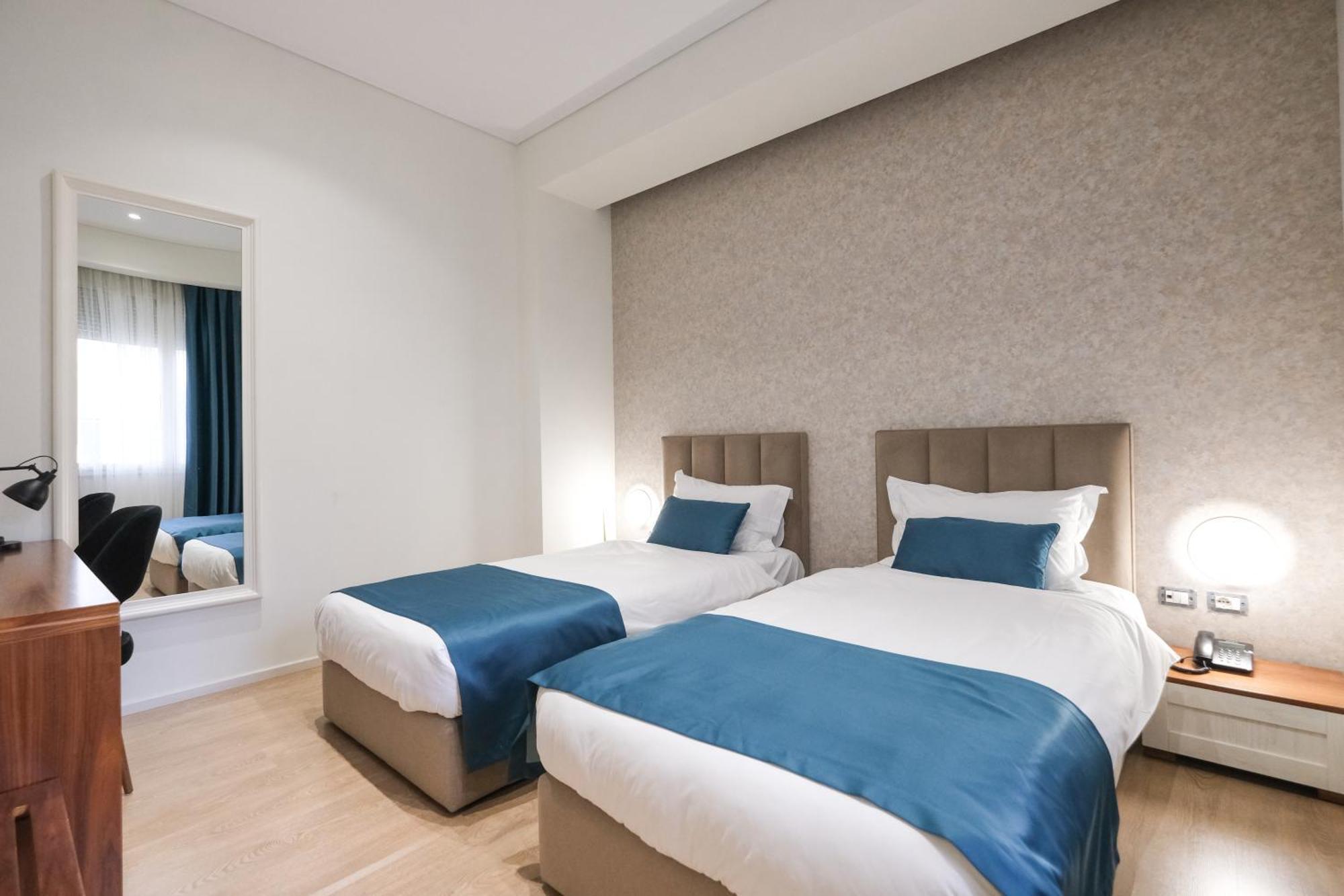 Golden City Hotel , Tiranë Luaran gambar
